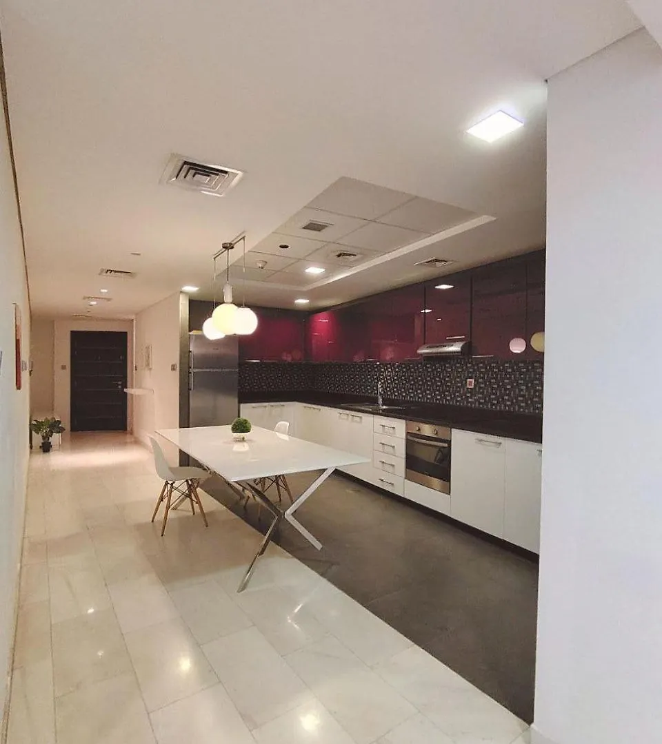 Full Marina View Cayan Tower Apartment Dubai United Arab Emirates