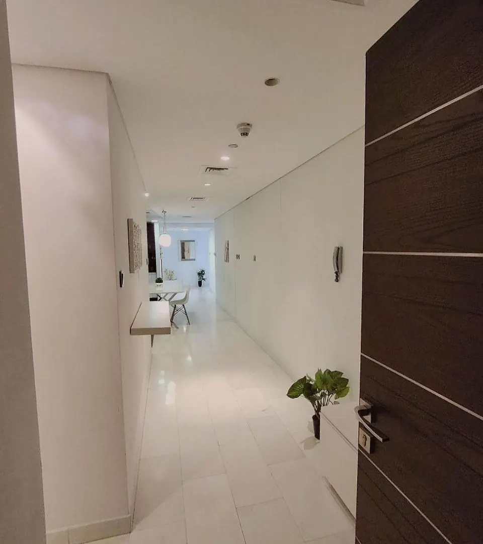 Full Marina View Cayan Tower Apartment Dubai