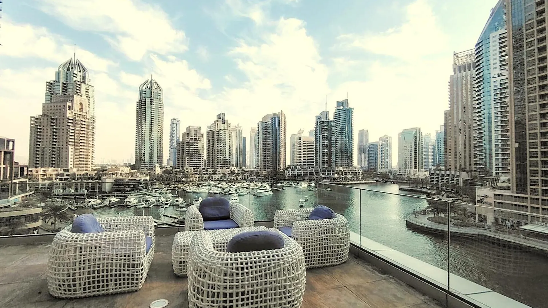 Full Marina View Cayan Tower Daire Dubai